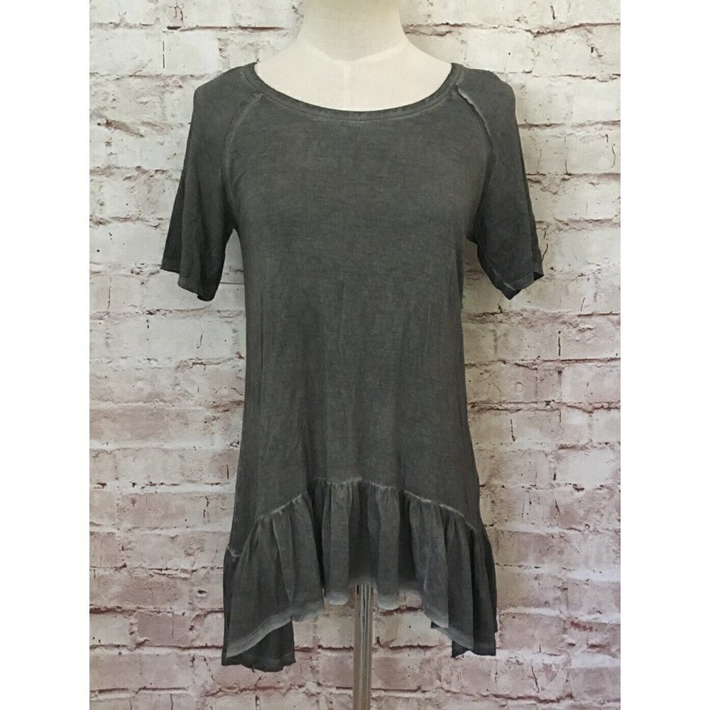 Dantelle Tunic Top Gray Ruffled Hem Short Sleeve Jersey Knit NEW Size S